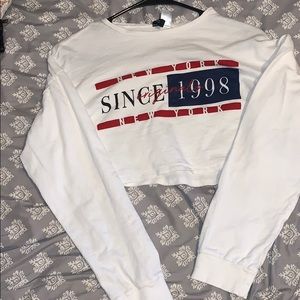 long sleeve cropped t-shirt